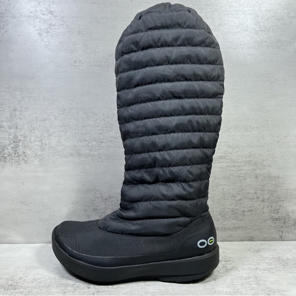 Oofos Winter & Rain Boots - Picture 2 of 7